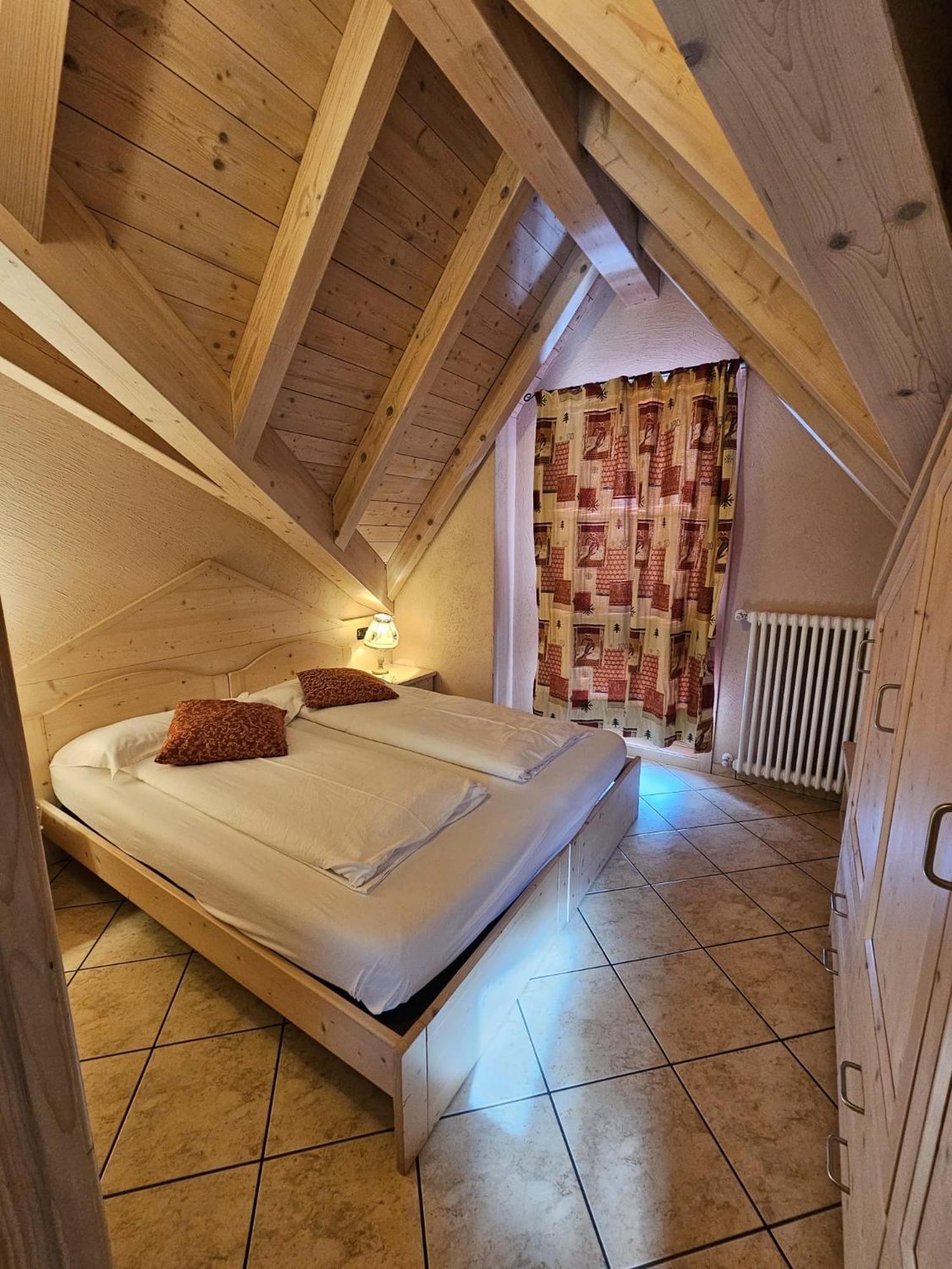 Chalet La Rugiada Бормио Екстериор снимка