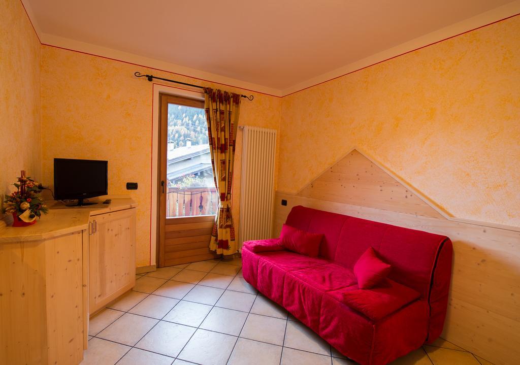 Chalet La Rugiada Бормио Екстериор снимка